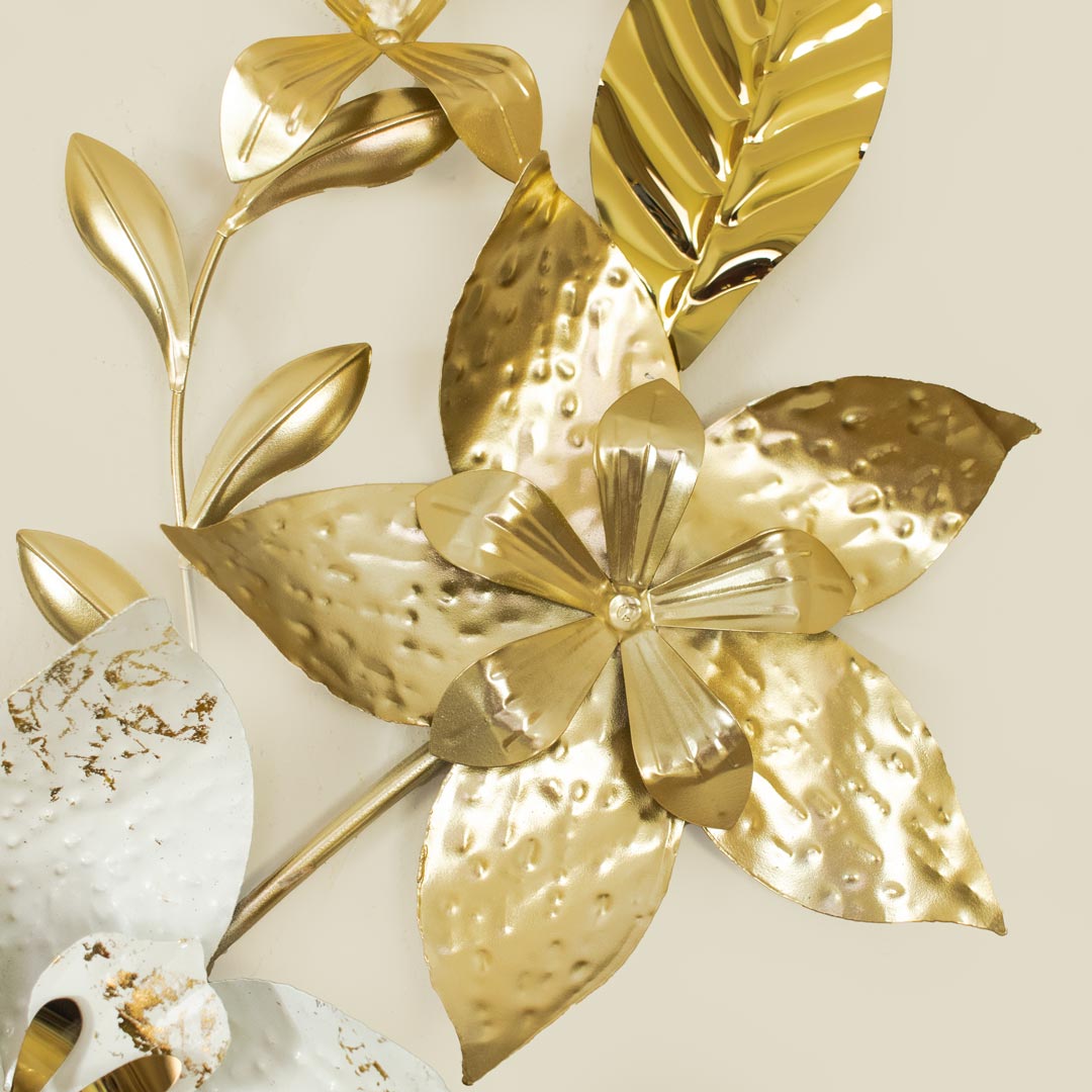 Metal Body Stainless Steel Design Golden and White Color Leaf and Flower Design Glass Dial Wall Clock - Image 8